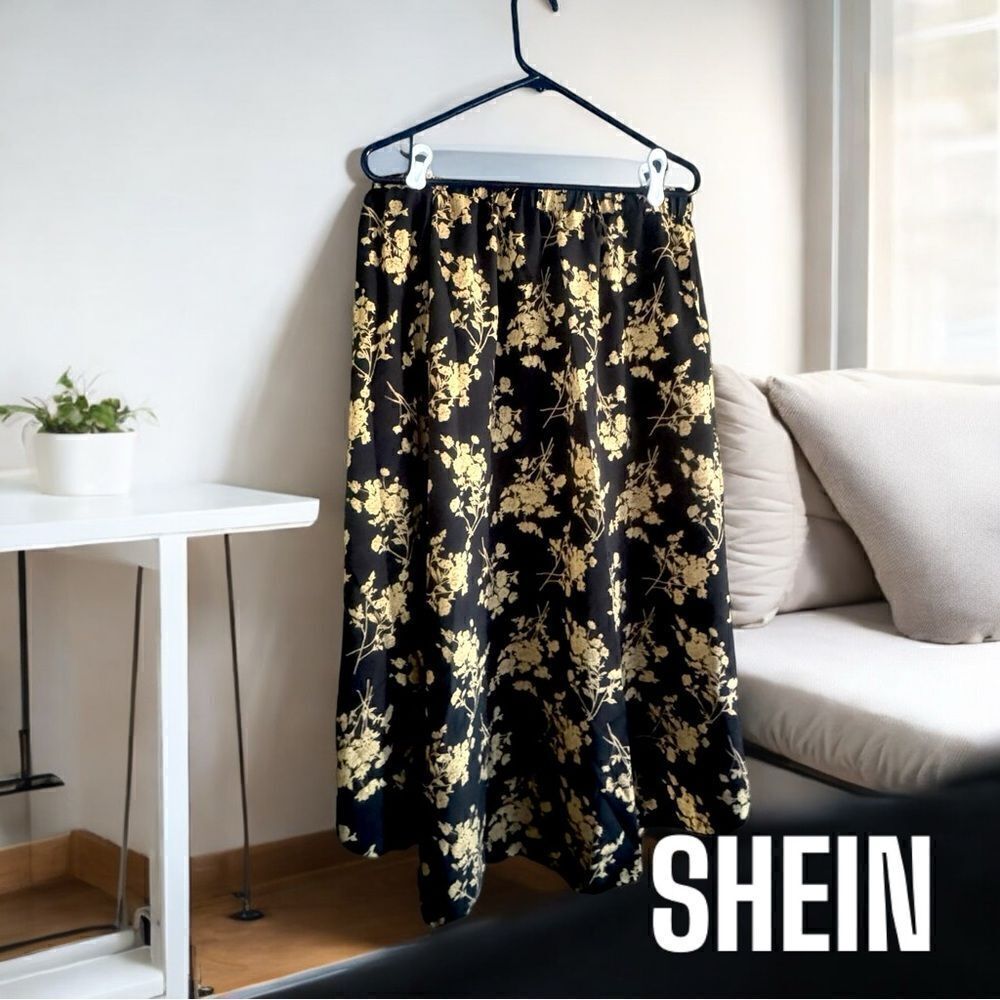 SHEIN l Full Midi Skirt l Black w/ Yellow Flowers l 1X l EUC